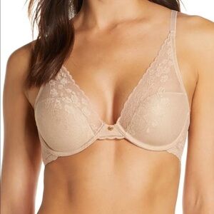 Natori
Cherry Blossom Convertible Lace Bra